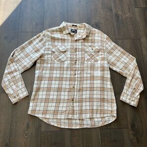 NWOT Massive Outdoor Flannel Shirt